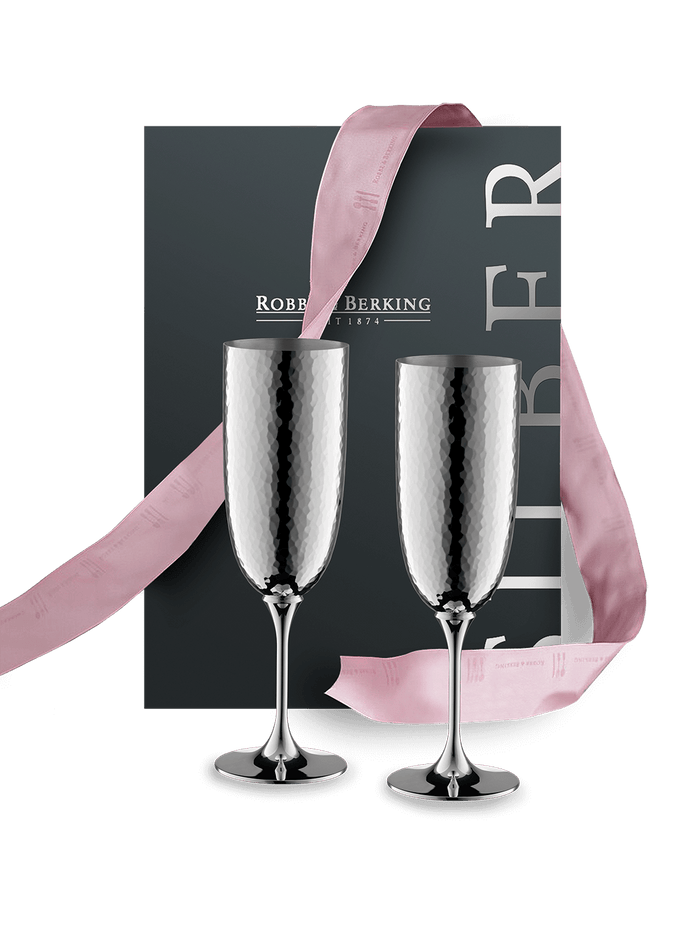 Martelé Champagne Gift Set (90g silverplated)