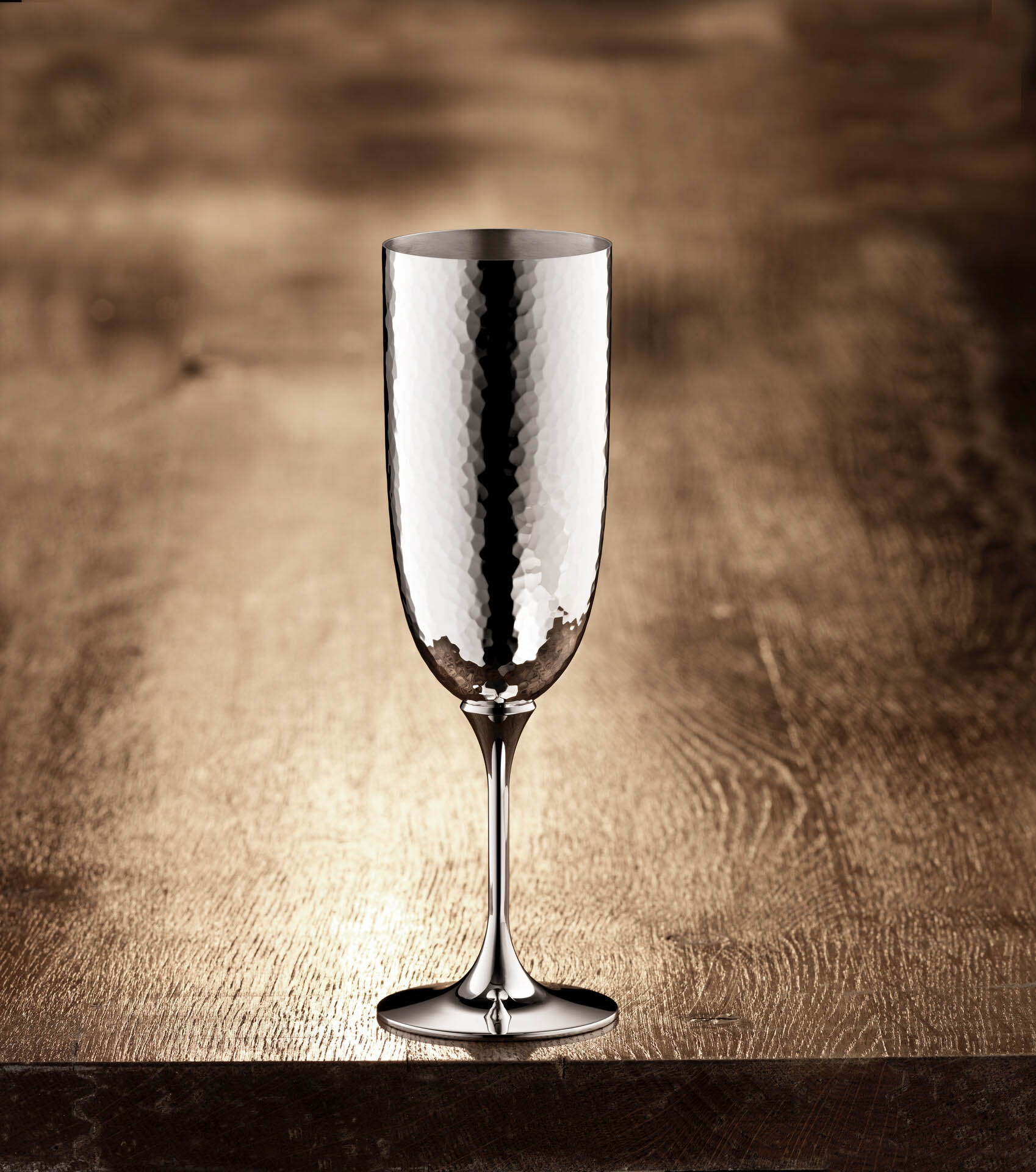 Martelé Champagne Gift Set (90g silverplated)