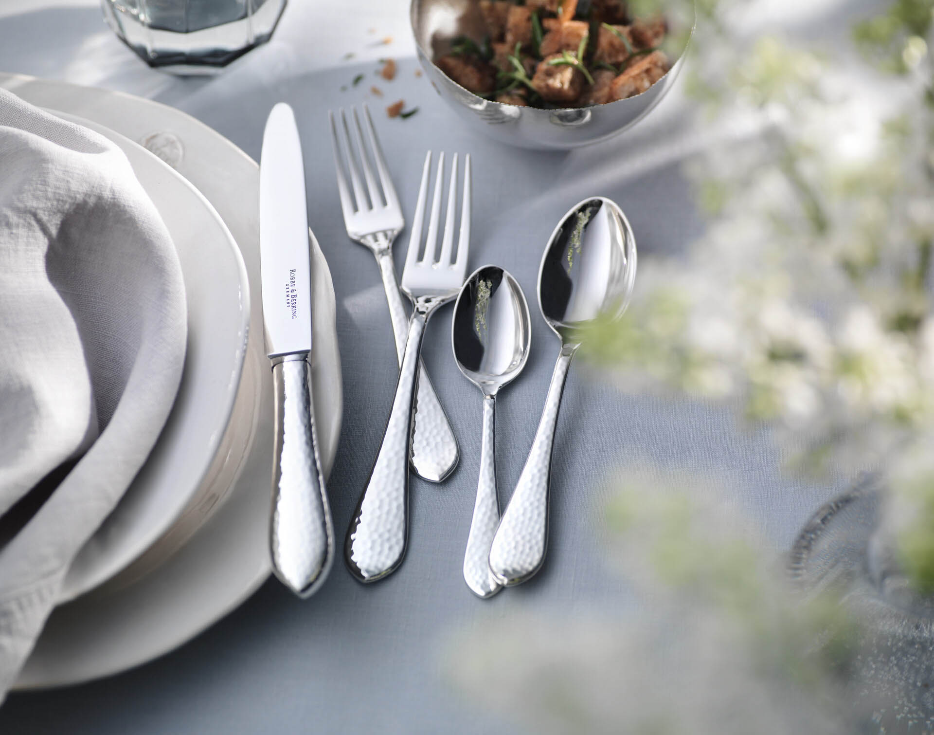Martele 5-piece place setting (925 Sterling Silver)
