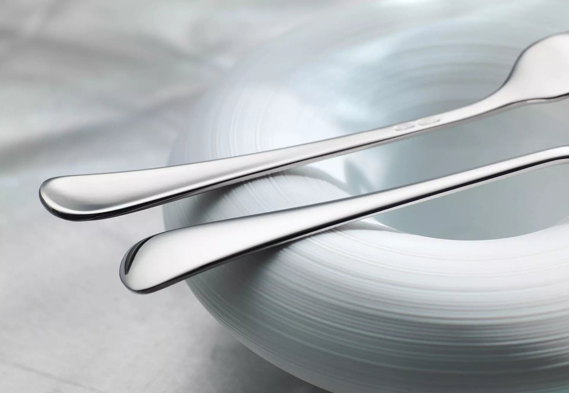 Como 5-piece place setting (18/8 stainless steel)